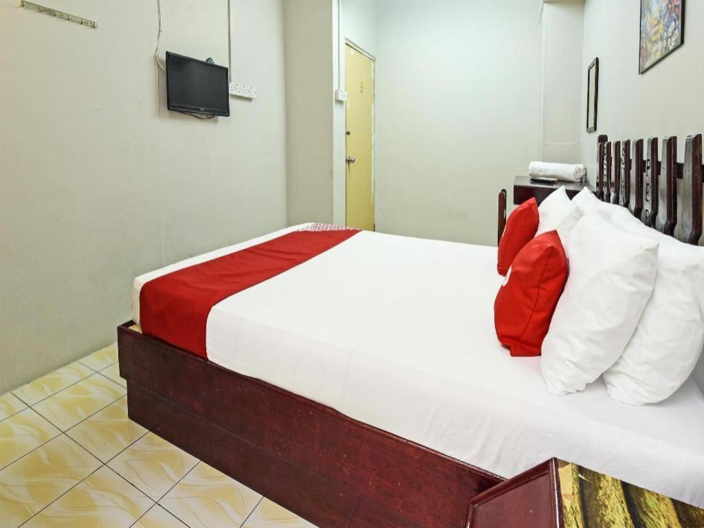 Super Oyo Capital O 90659 Raintown Timbers Hotel 太平 外观 照片