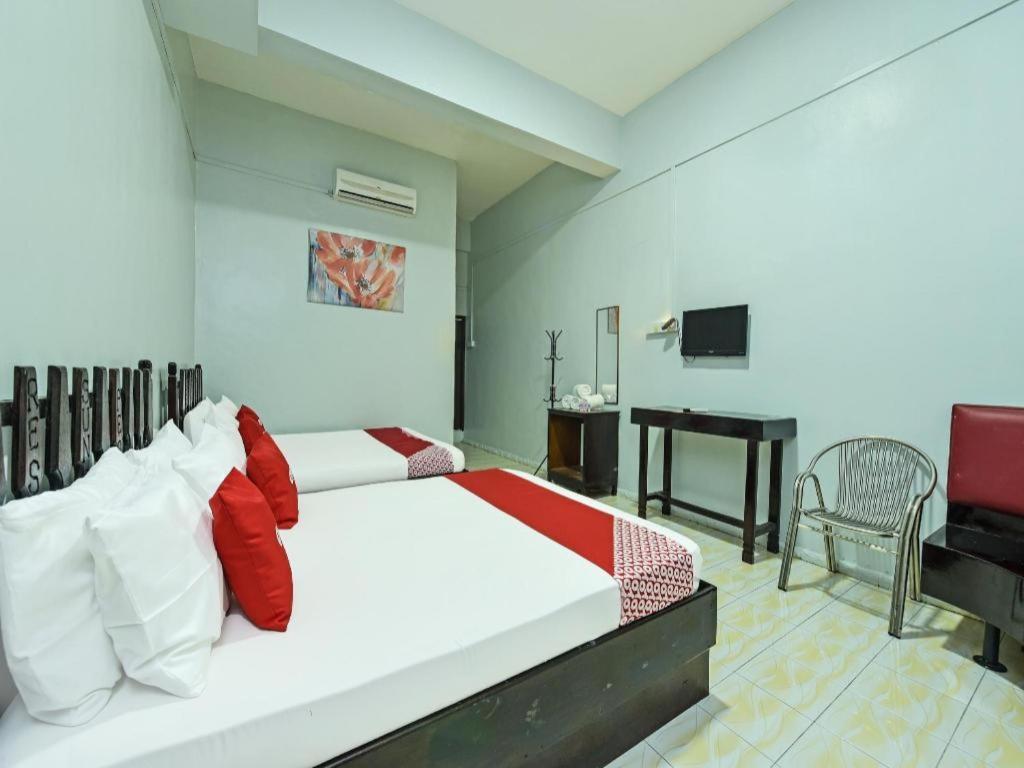 Super Oyo Capital O 90659 Raintown Timbers Hotel 太平 外观 照片